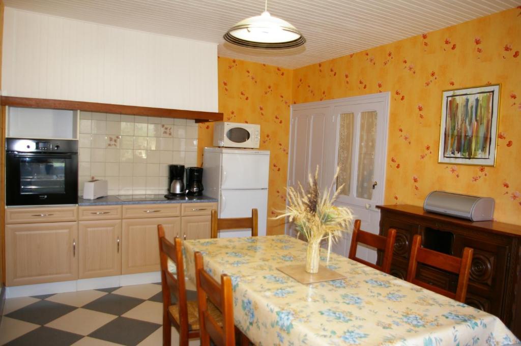 Gite Chez Jo Longchamp-sur-Aujon Екстериор снимка